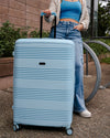 Afar 29" Expandable Spinner